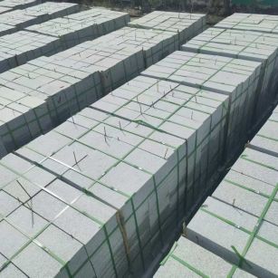 保定 芝麻白1.8公分火烧300*600地铺，清仓大甩卖