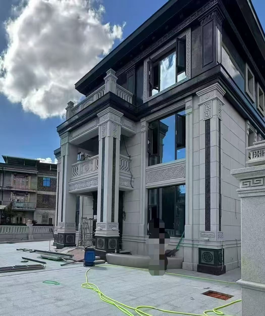 保定 别墅干挂，芝麻白与芝麻黑完美配合